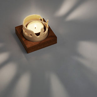 Sula candle holder